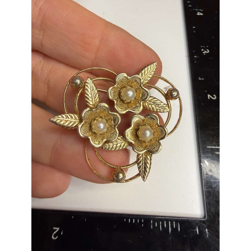 Gold Tone Floral Brooch Faux Pearl Flower Cluster Pin Textured Leaf Design